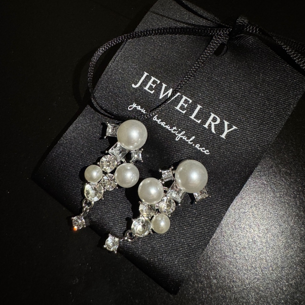 Elegant Pearl and Crystal Drop Earrings